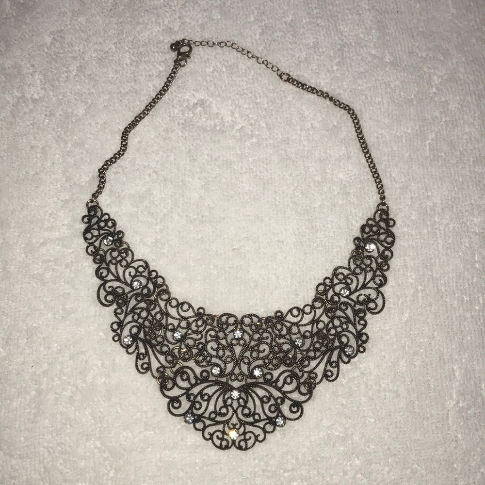 Patterned Chunky Necklace